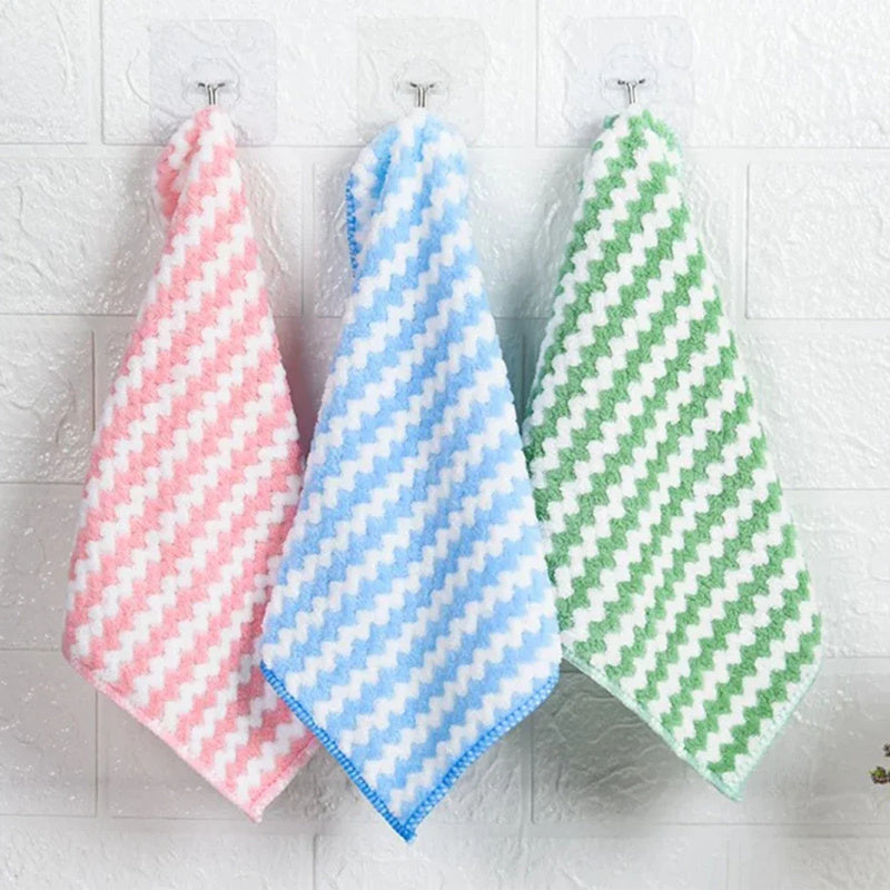 Thickened Velvet Microfiber Cleaning Cloth, High Water Absorption, Ideal for Kitchen Scrubbing Dishes, Ideal for Household Wiping.